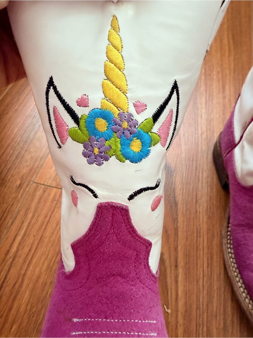 Girls White & Pink Unicorn Embroidered Kids Western Boots - Picture 2 of 6